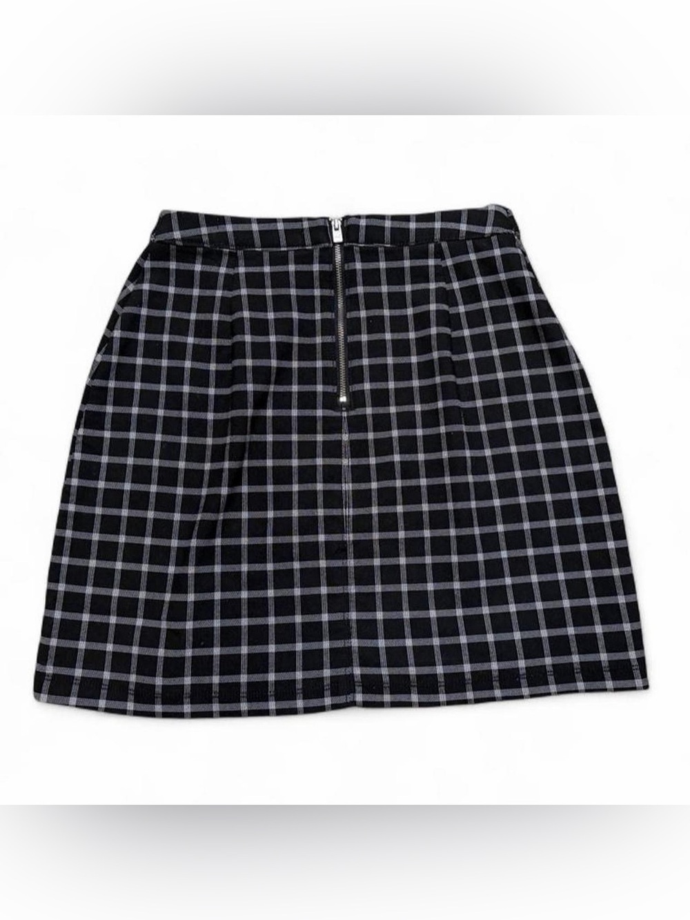 Hollister Black Plaid Mini Skirt - Picture 2 of 3